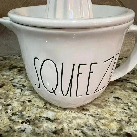 Rae Dunn "SQUEEZE" Juicer Pitcher With Handle by Magenta Artisan Collection - Picture 5 of 12